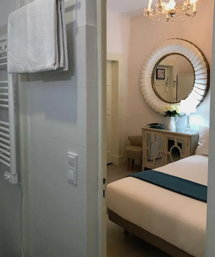 Lisbon Downtown Inn Guest house
