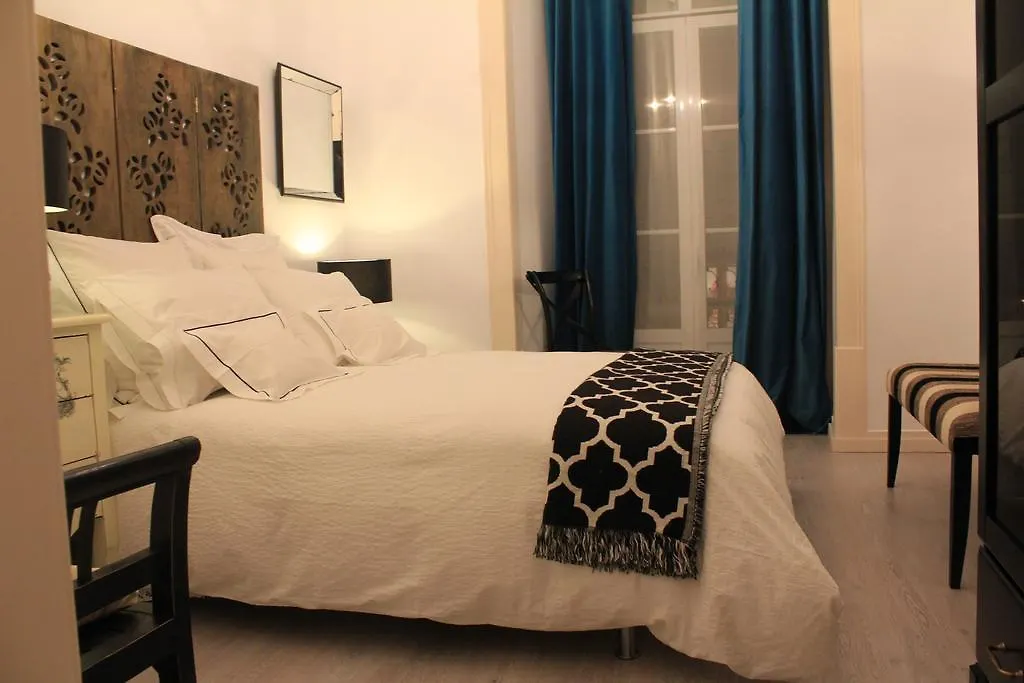 Lisbon Downtown Inn 2*,